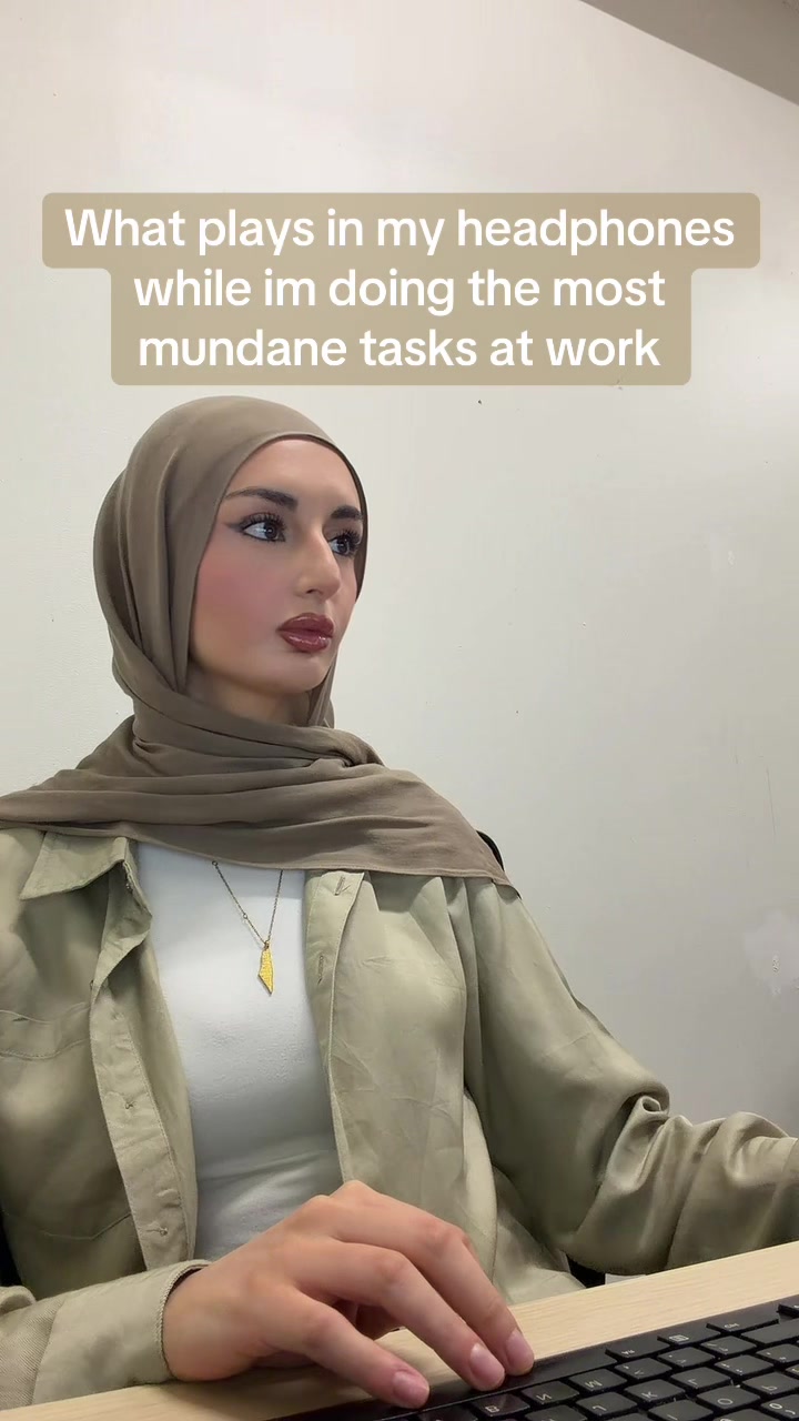 @لانا