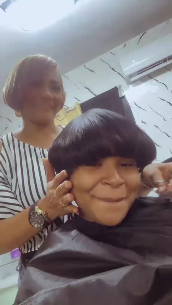 @The Yesit salon