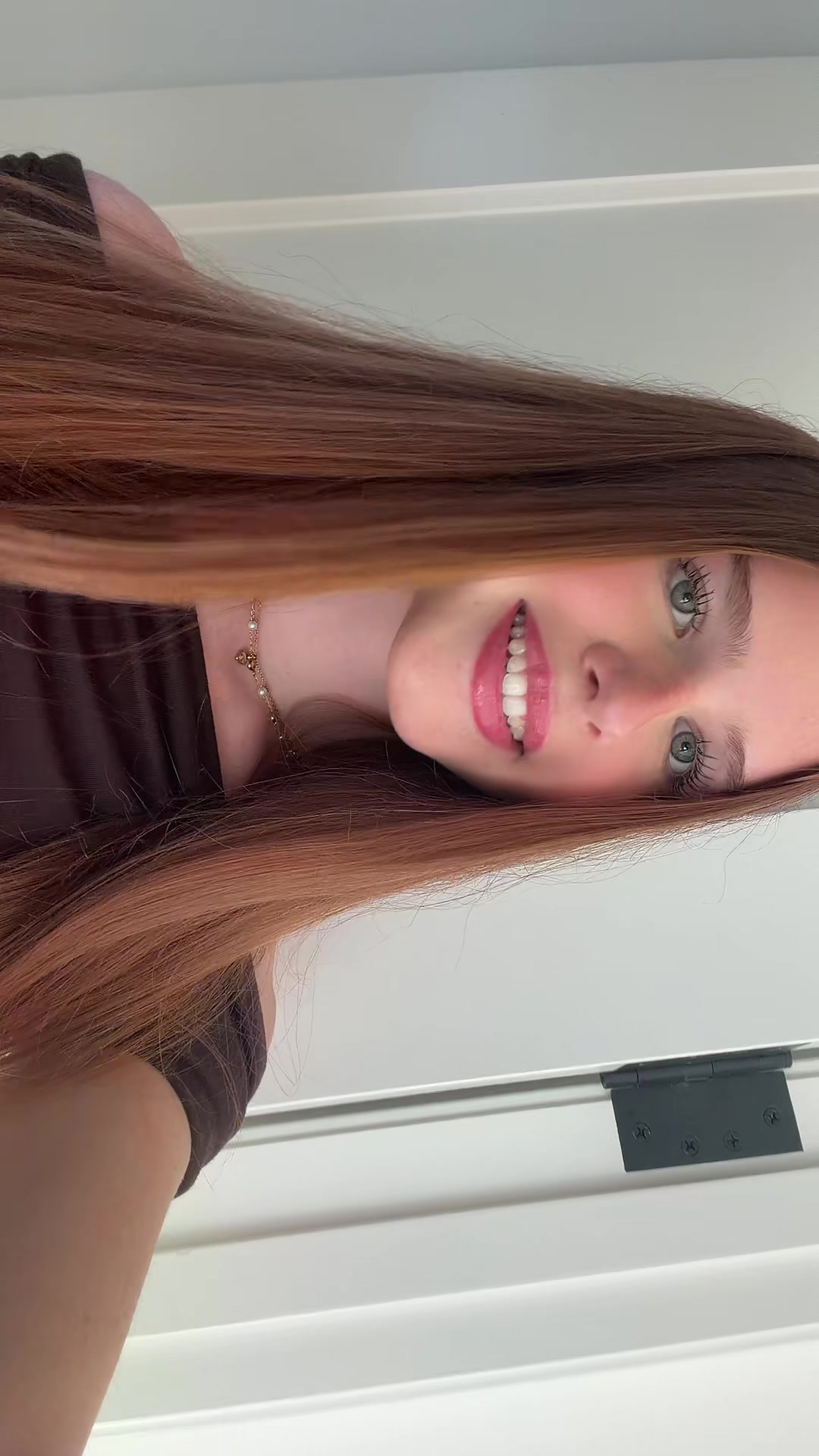 @Ellarose