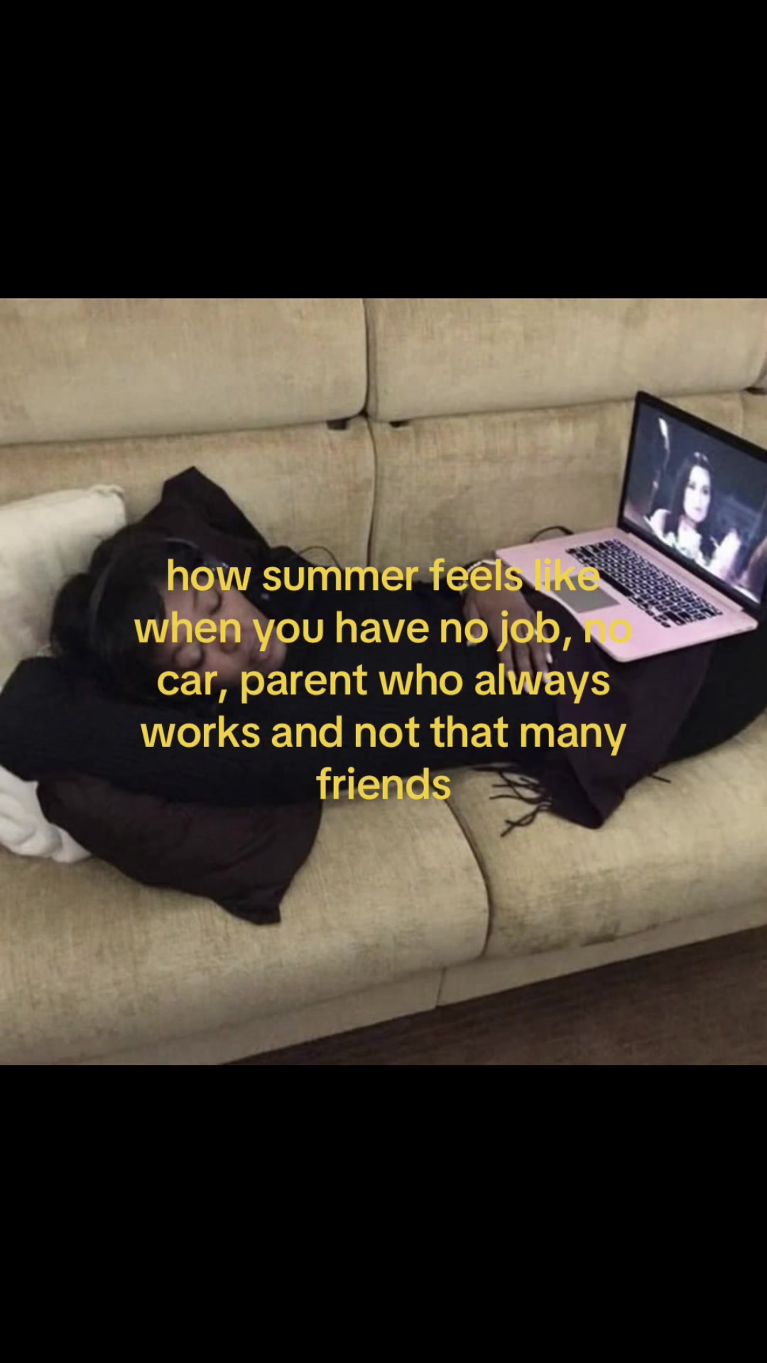 @𝒃𝒐𝒐𝒎