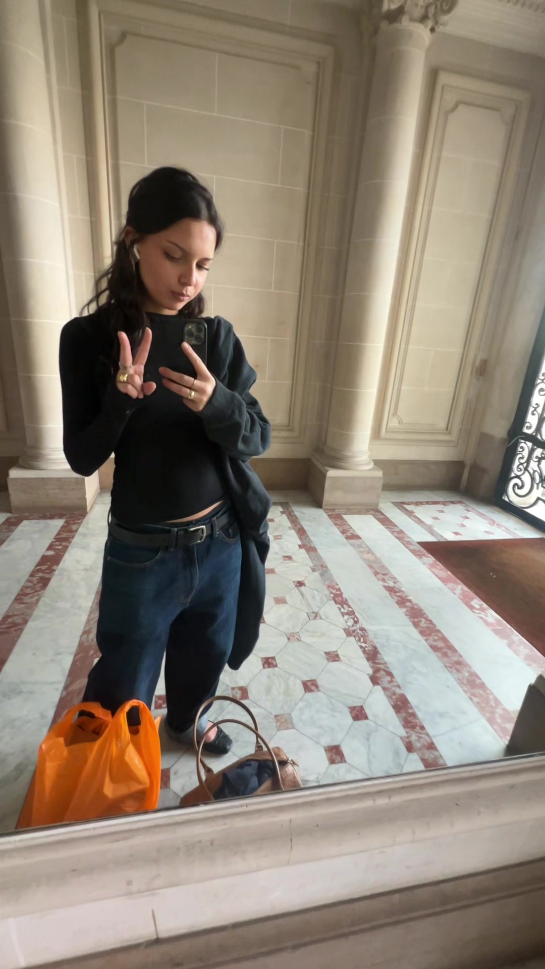 @angwylibra
