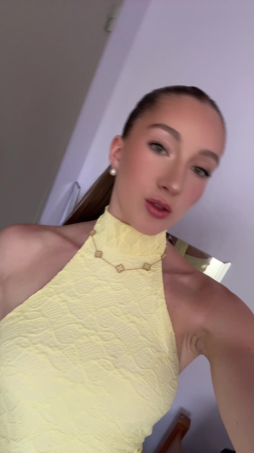 @✰