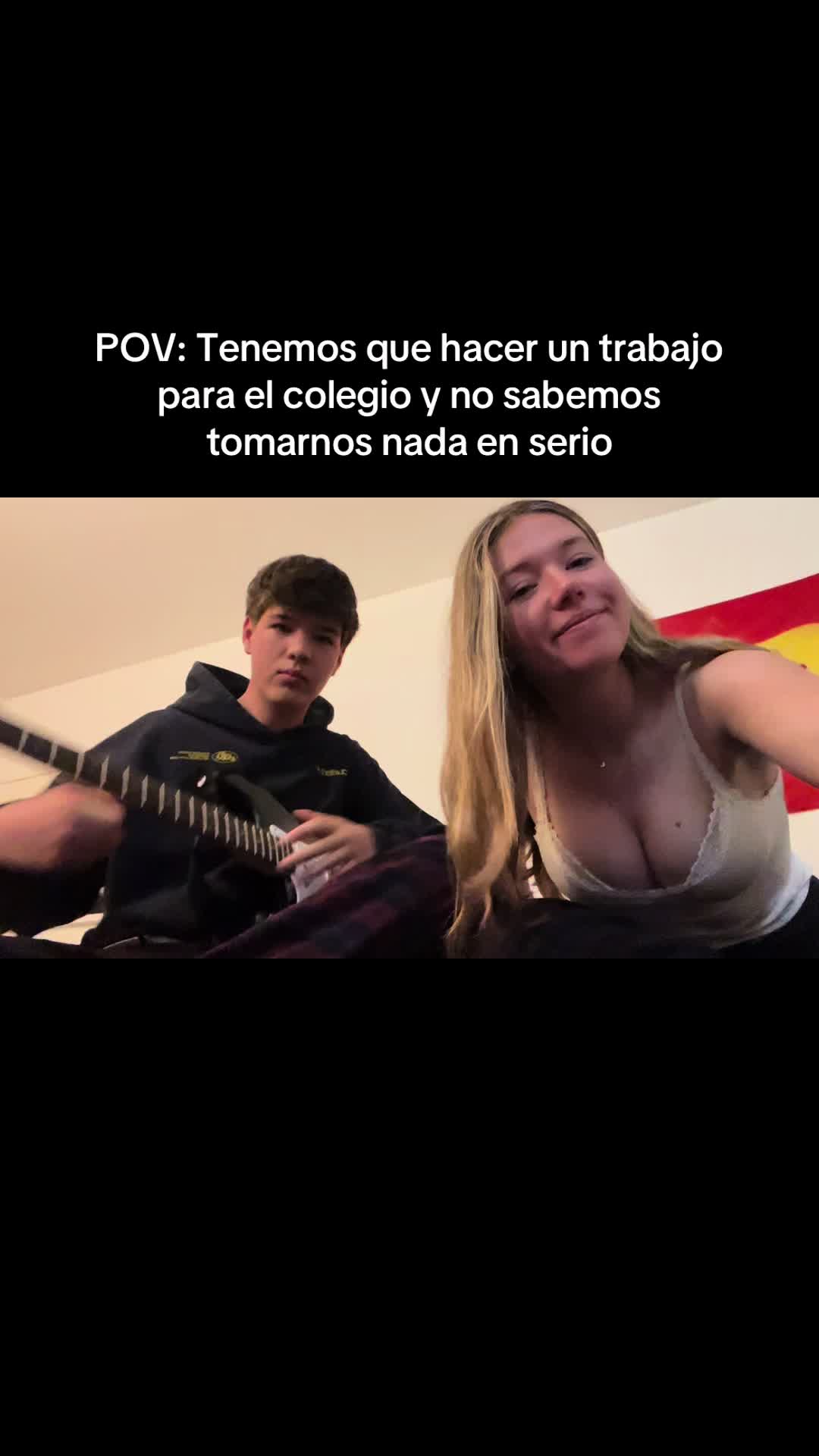 @Aitana
