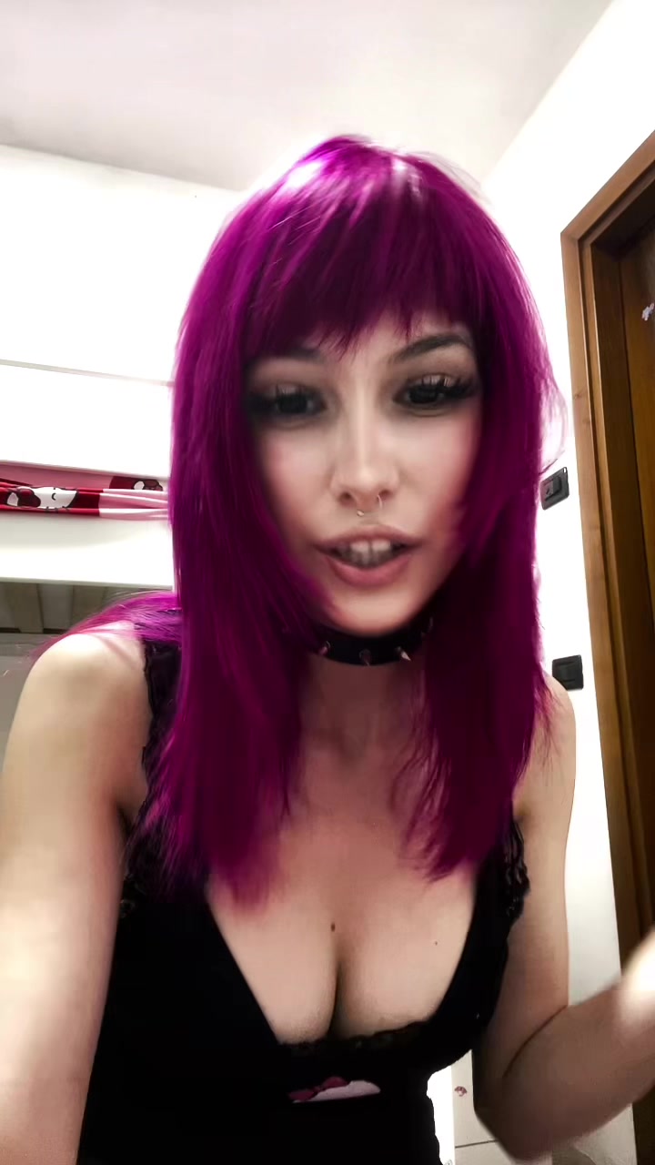@💿𝓵𝓲𝓿𝓲𝓪
