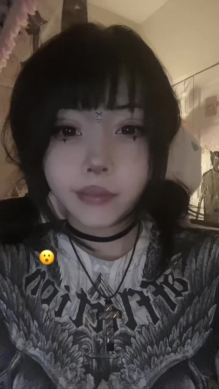 @shy ᢉ𐭩