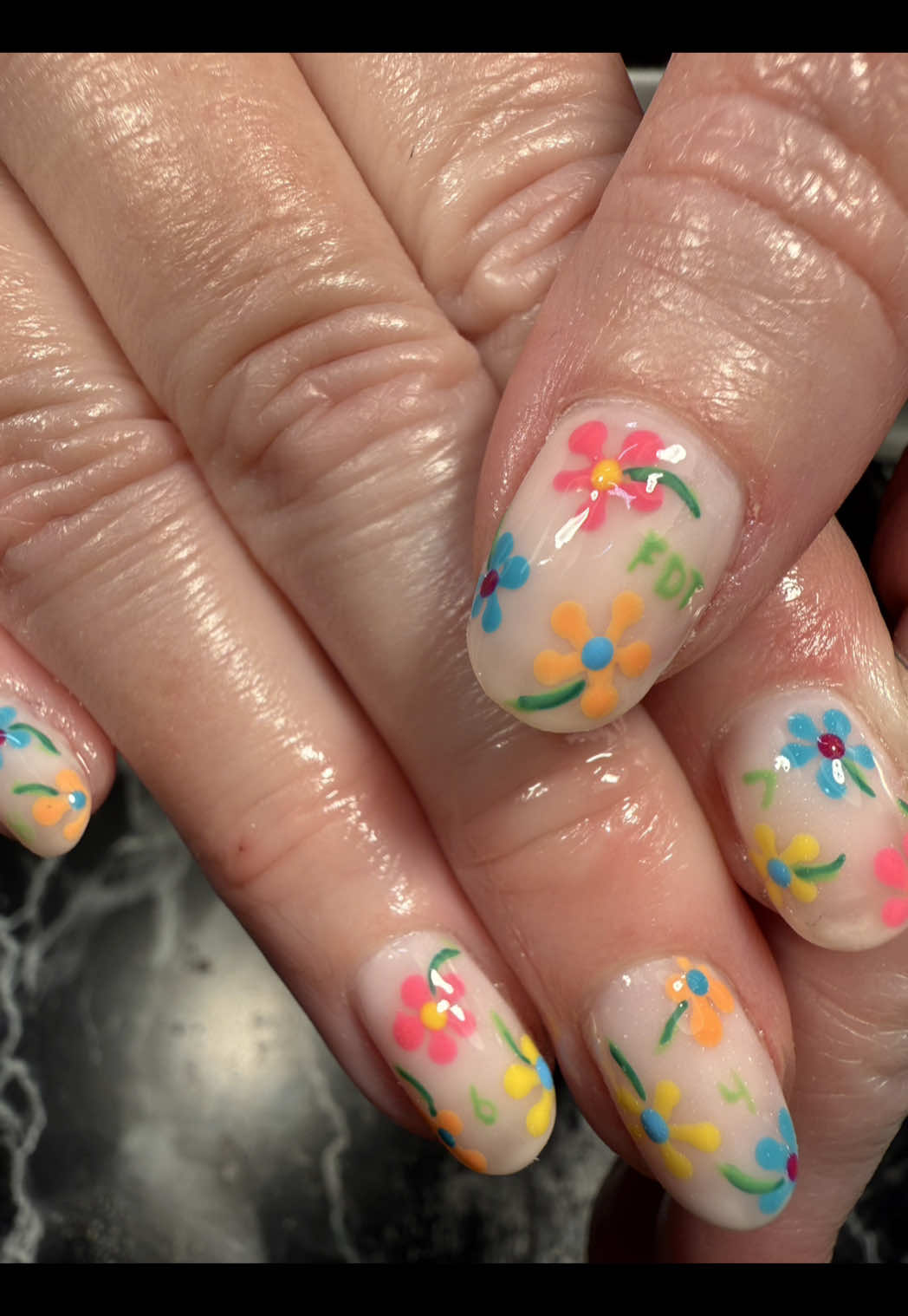 @thecurenailstudio