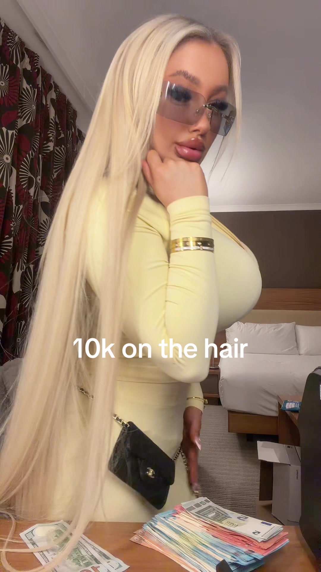 @corrinadione