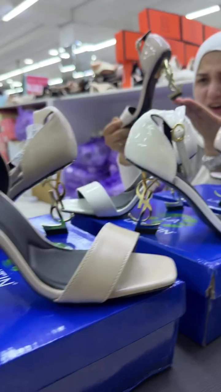 @𝗡𝗲𝘄 𝗦𝗵𝗼𝗲𝘀