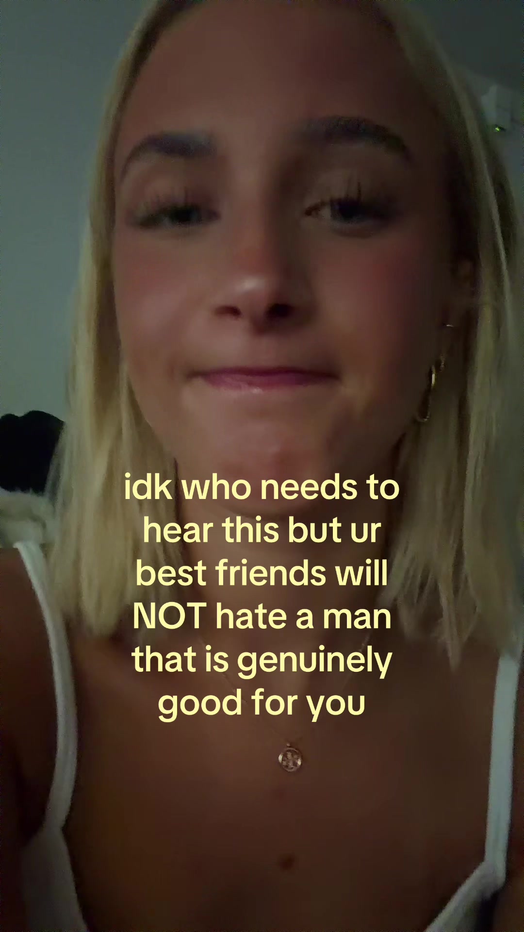 @theelliebarker