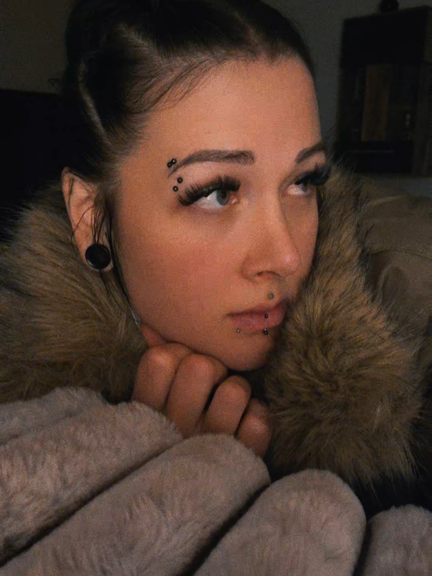 @ᛚᚨᛁᛚᚨ