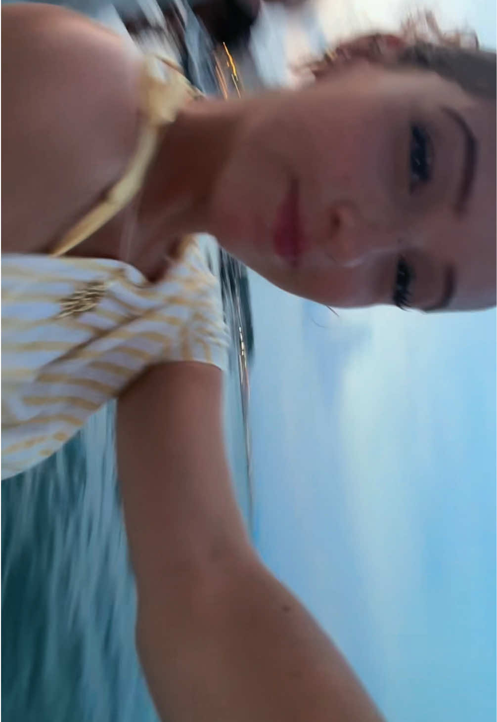 @nicole🦈