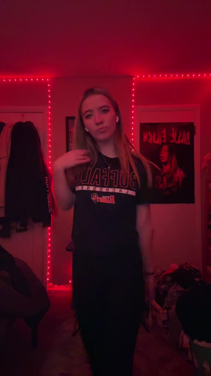 @livy.poo.16