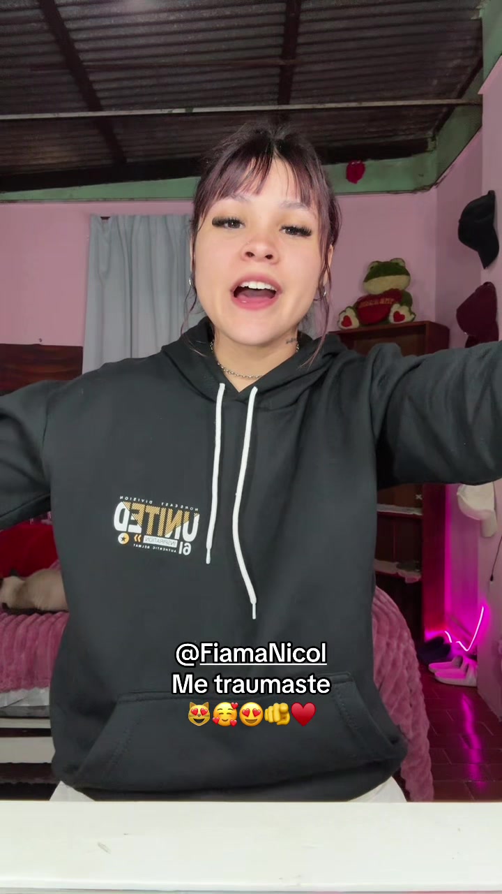 @Leslie🕷️