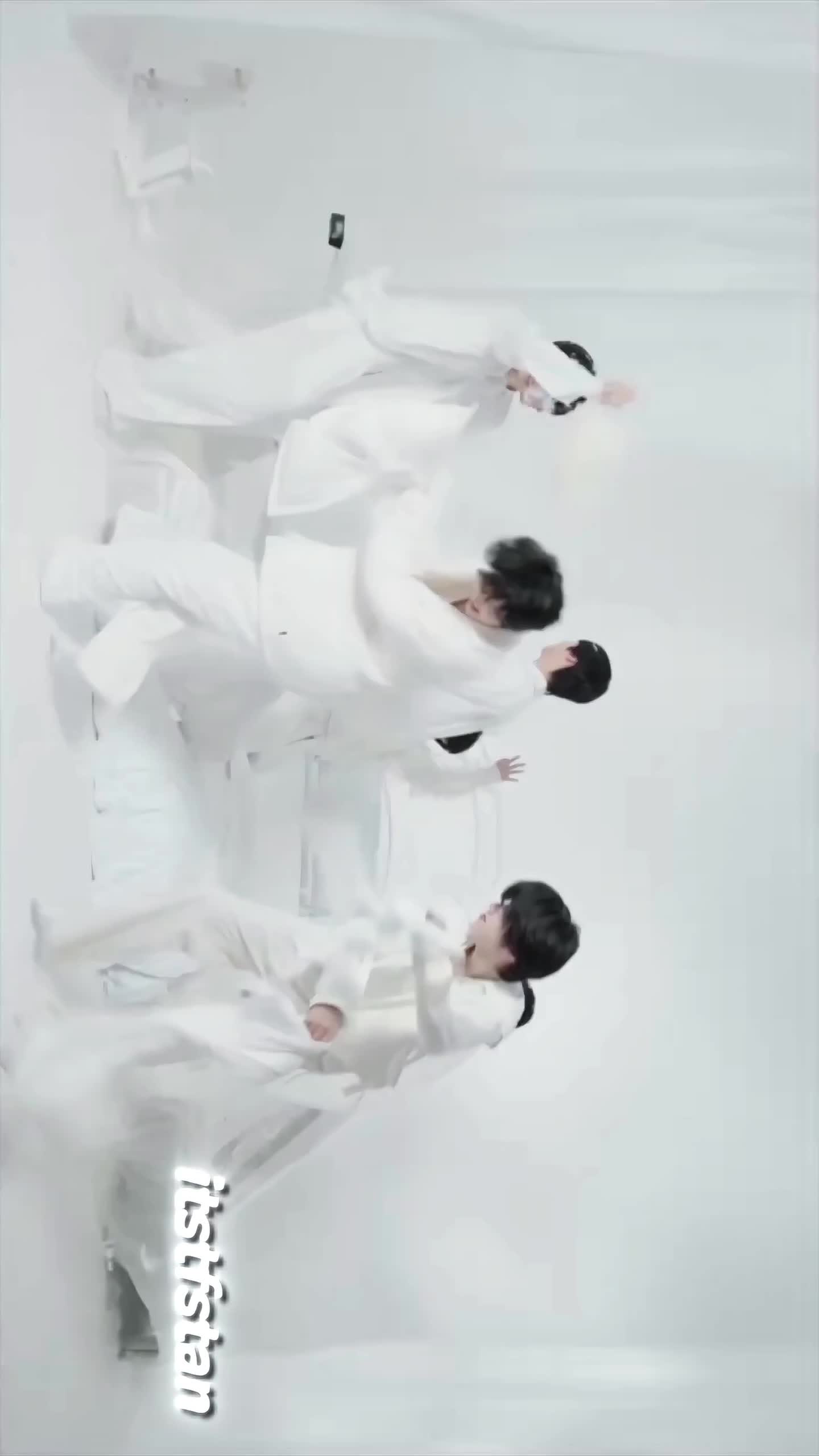 @𝓪𝓵𝔂𝓪𝓪𝓁𝓊𝓋𝓋_阿利亚✨