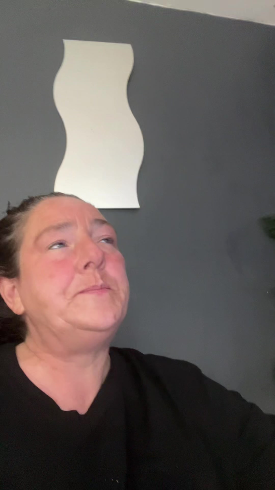 @xxx Lisa proud mother of 7 xx