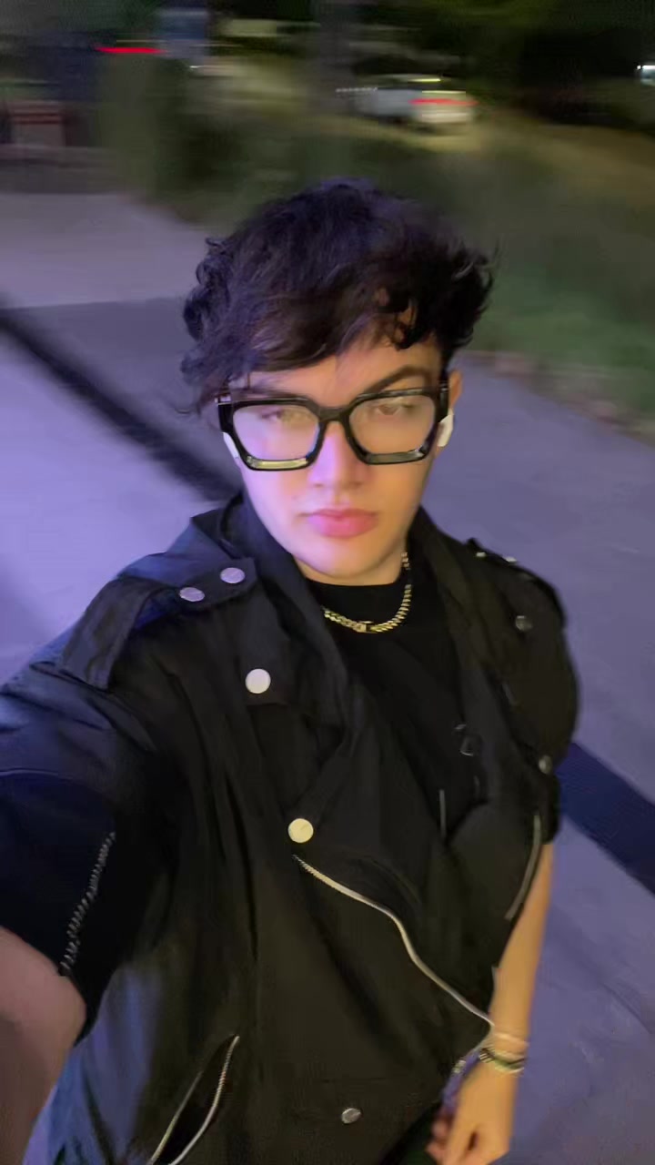 @ronniedaia