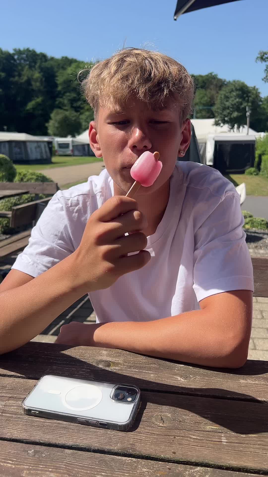 @𝓥𝓮_𝓹𝓲𝓰𝓮𝓻𝓷𝓮