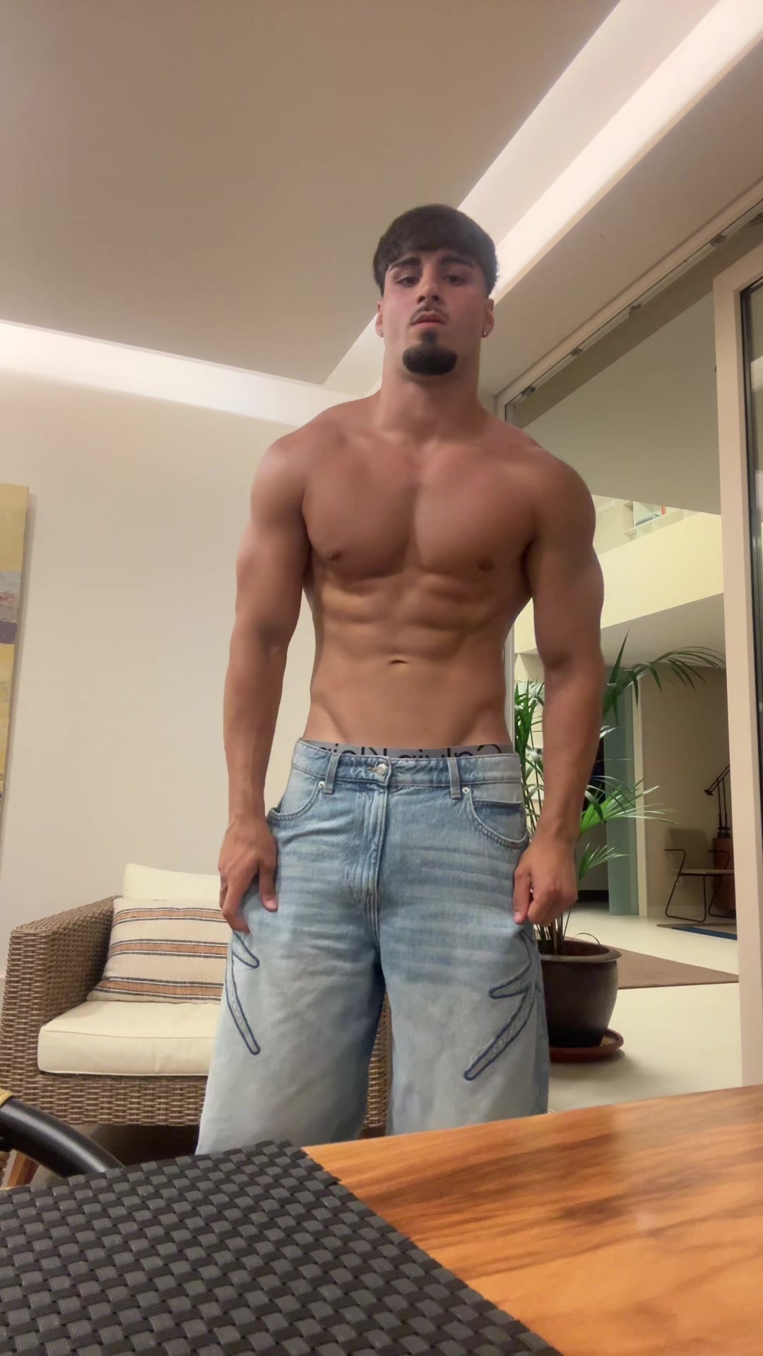 @Javinogales