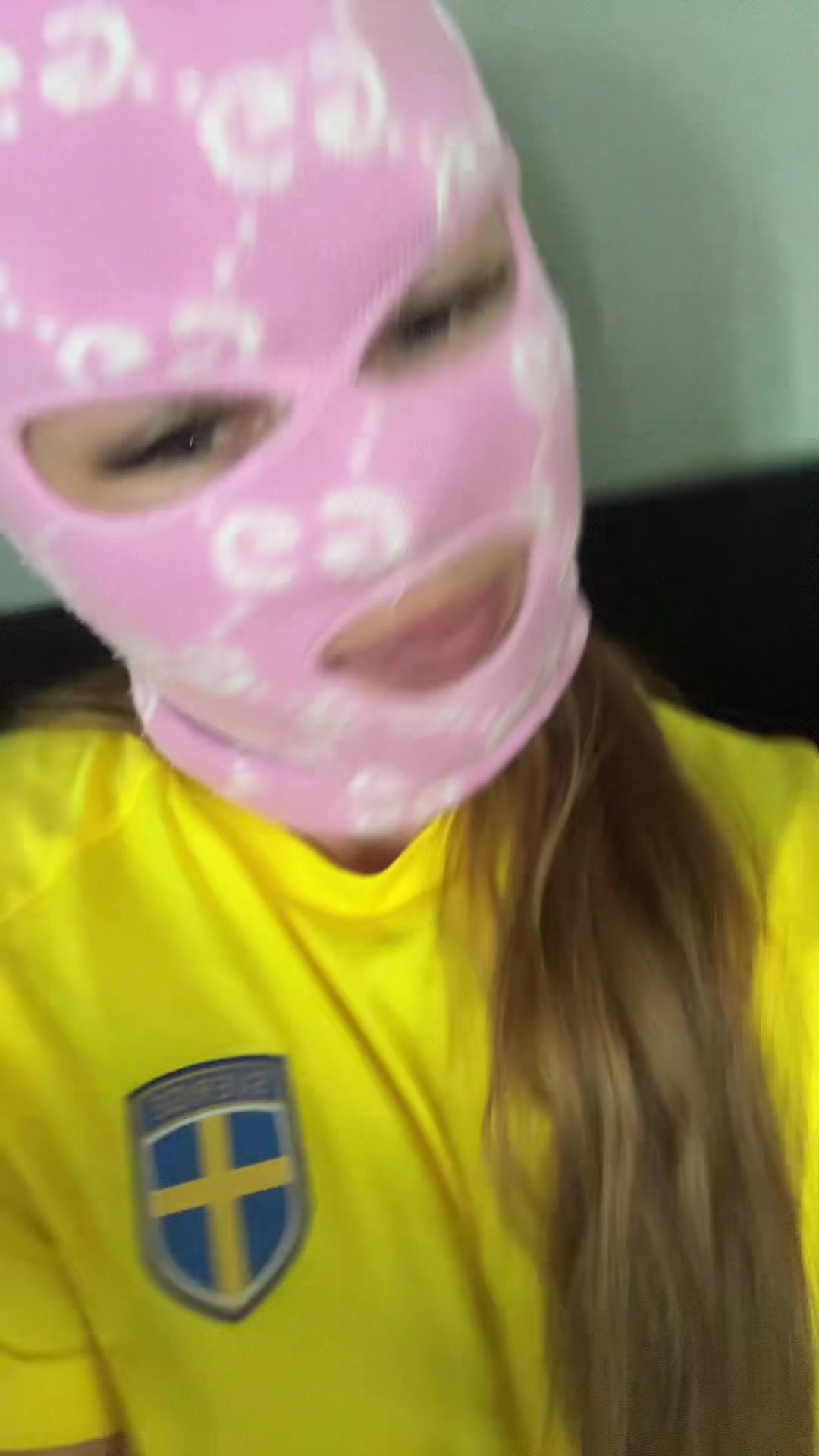 @Fröken