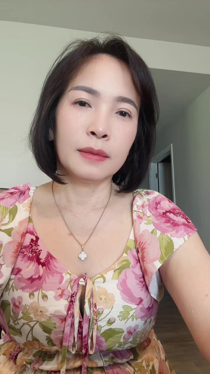 @Riêng một góc trời
