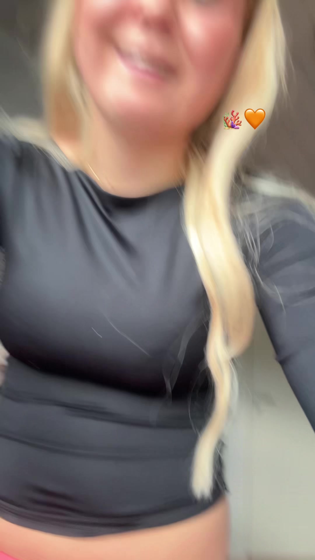 @Holly🛍️🥥🥂