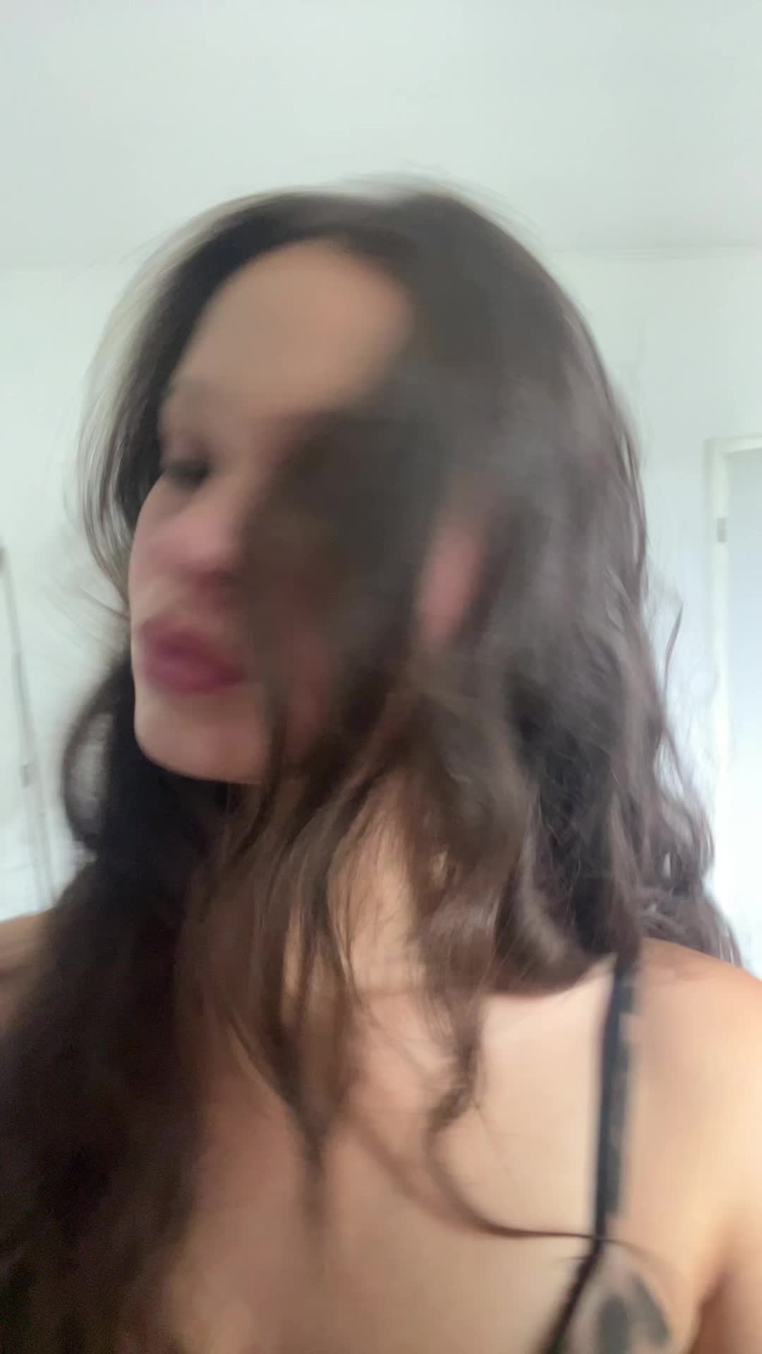 @Mi