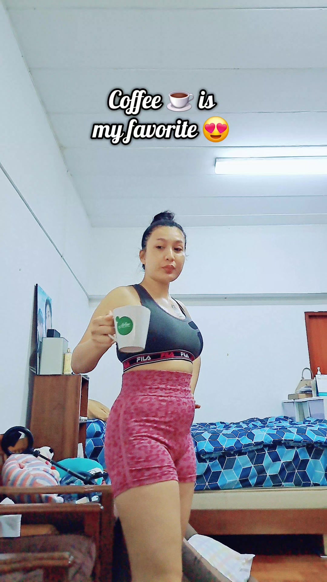 @Apple Fartgirls 🍎