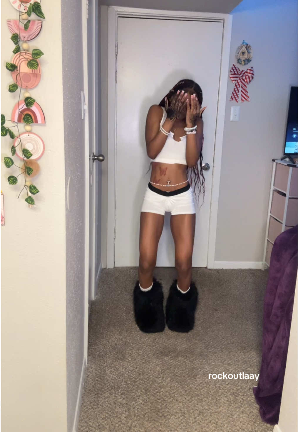 @rockoutlaay