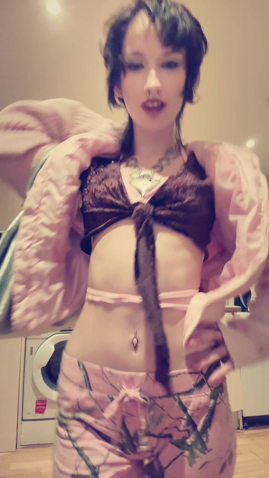 @🧟♀️