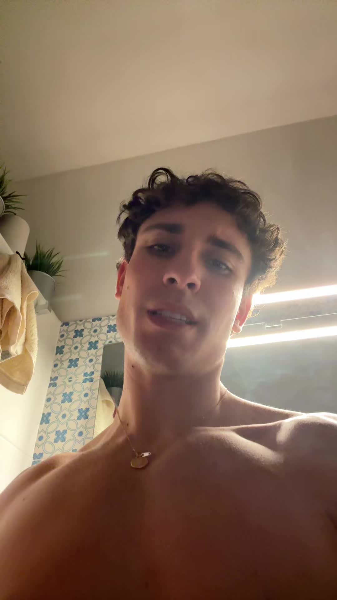 @lucaaaut