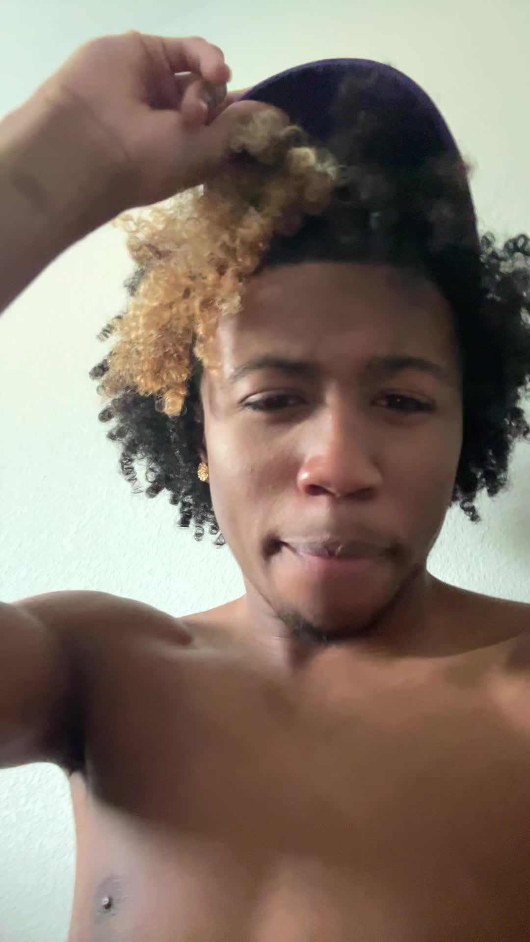 @awholebunchofnun