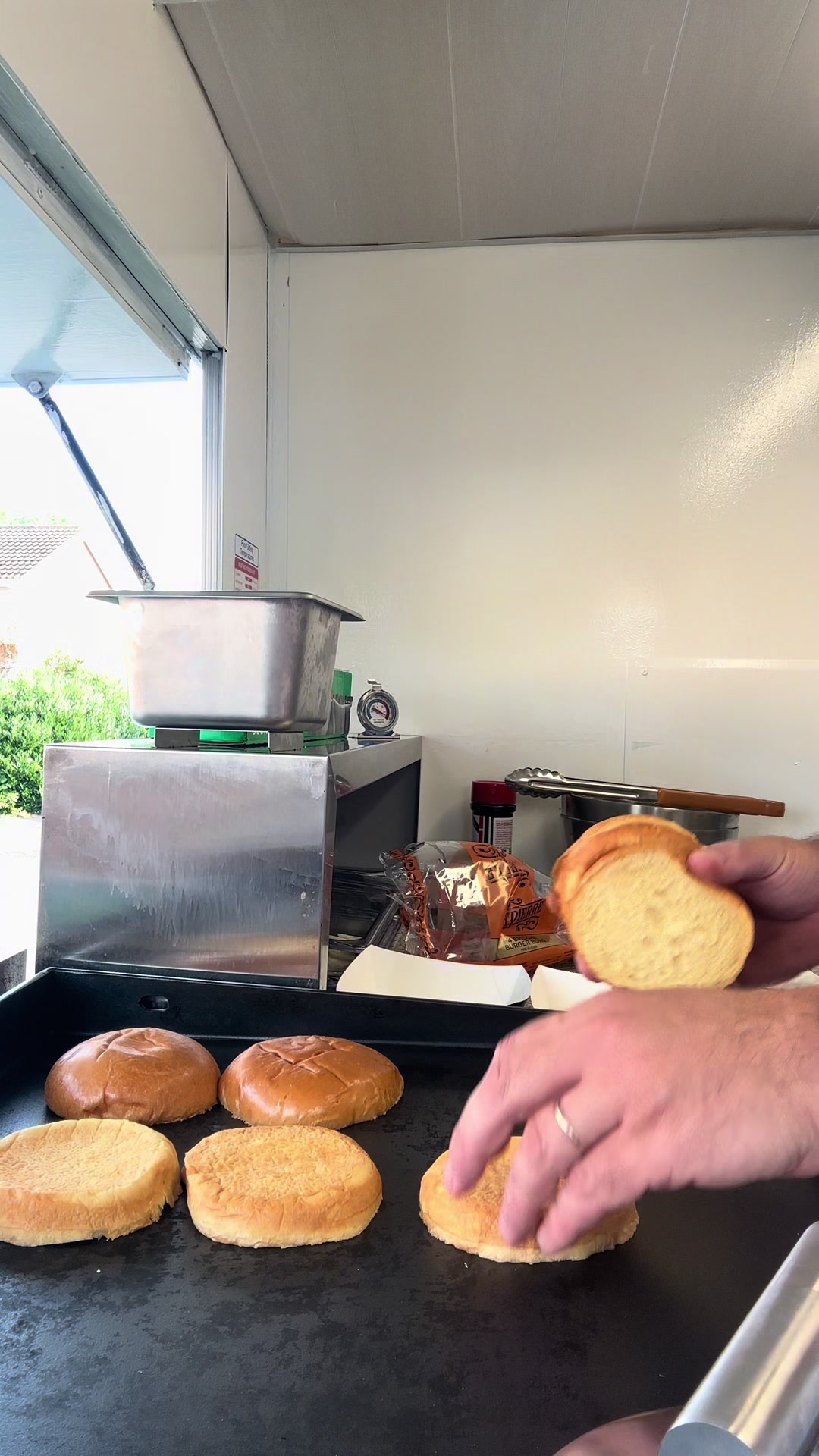 @Jerry&rsquo;s burgers