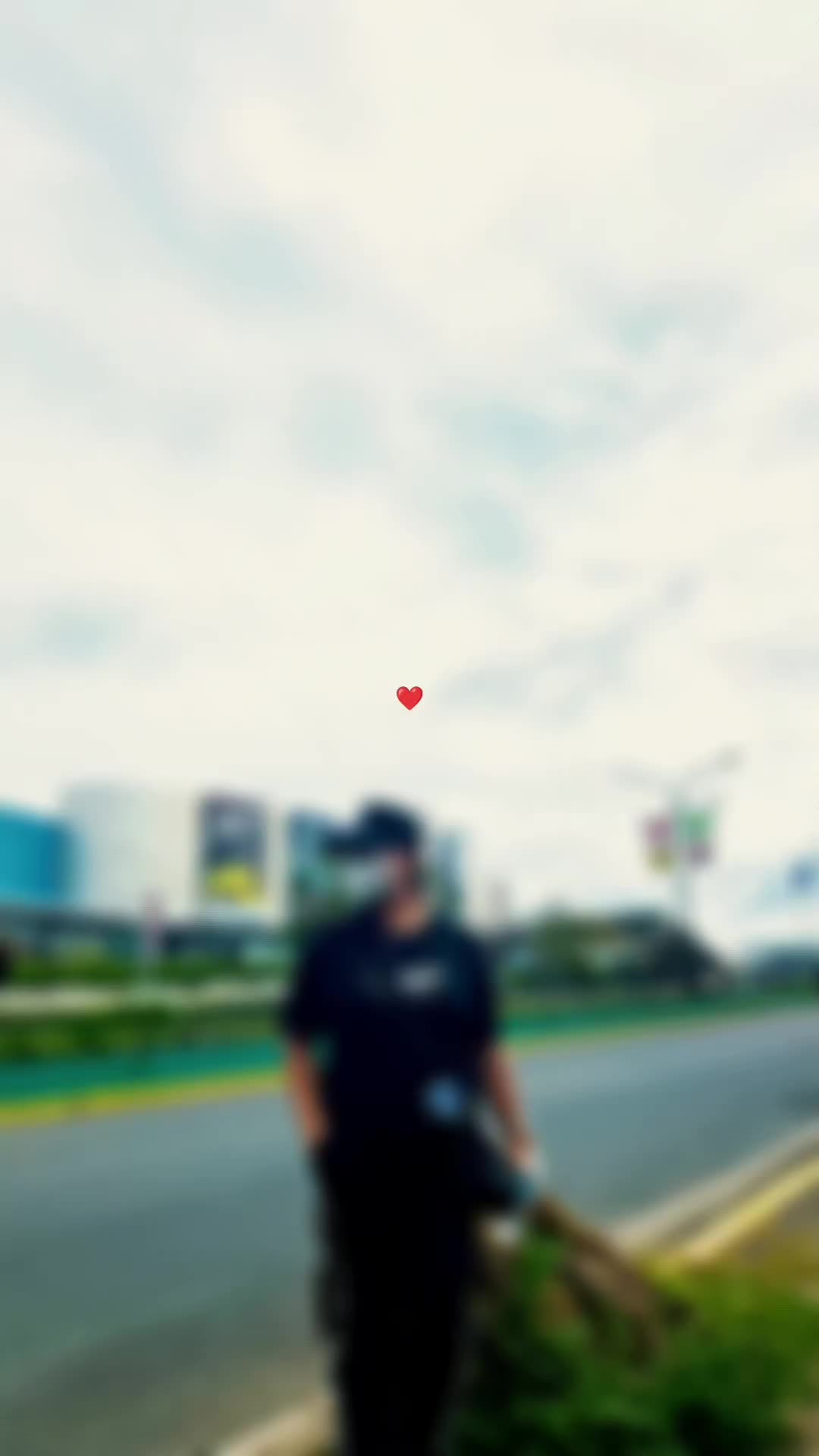 @Rhaine_🌧️❤️