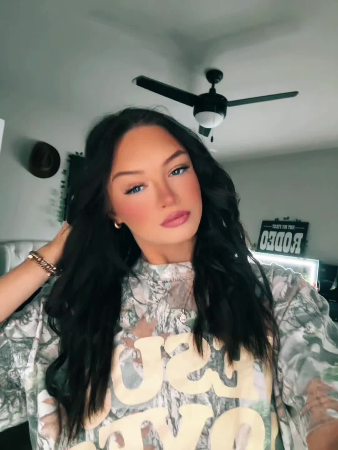 @mumaliv
