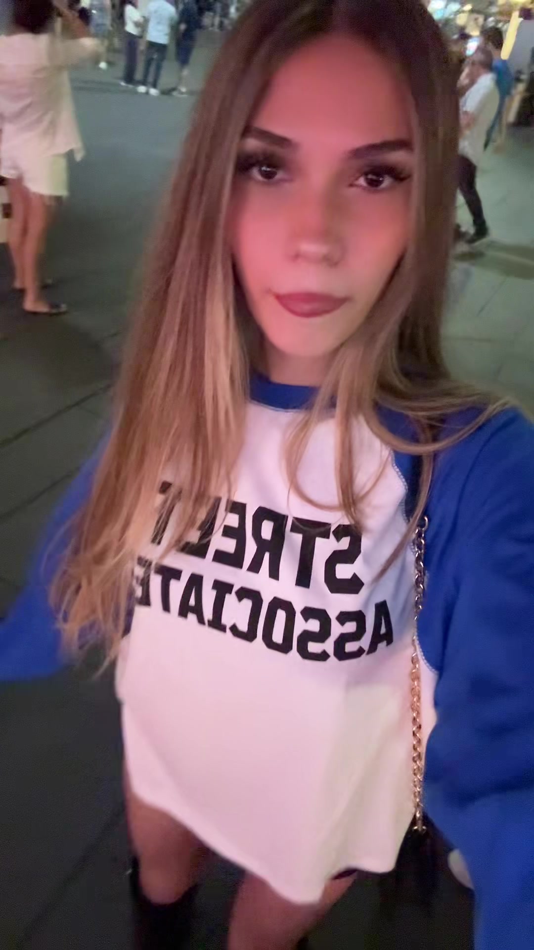 @m e L i