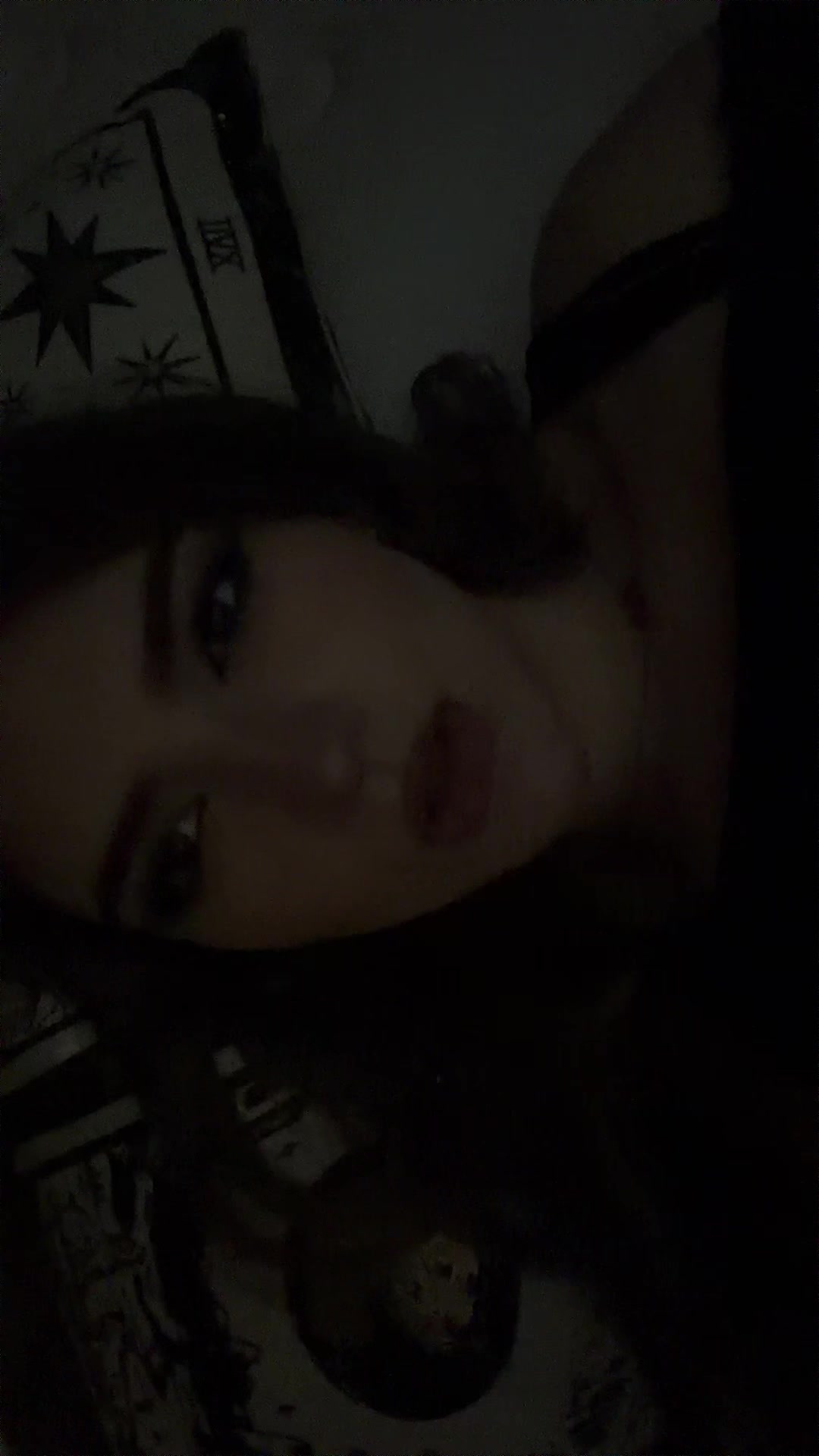 @IslaTheVampire
