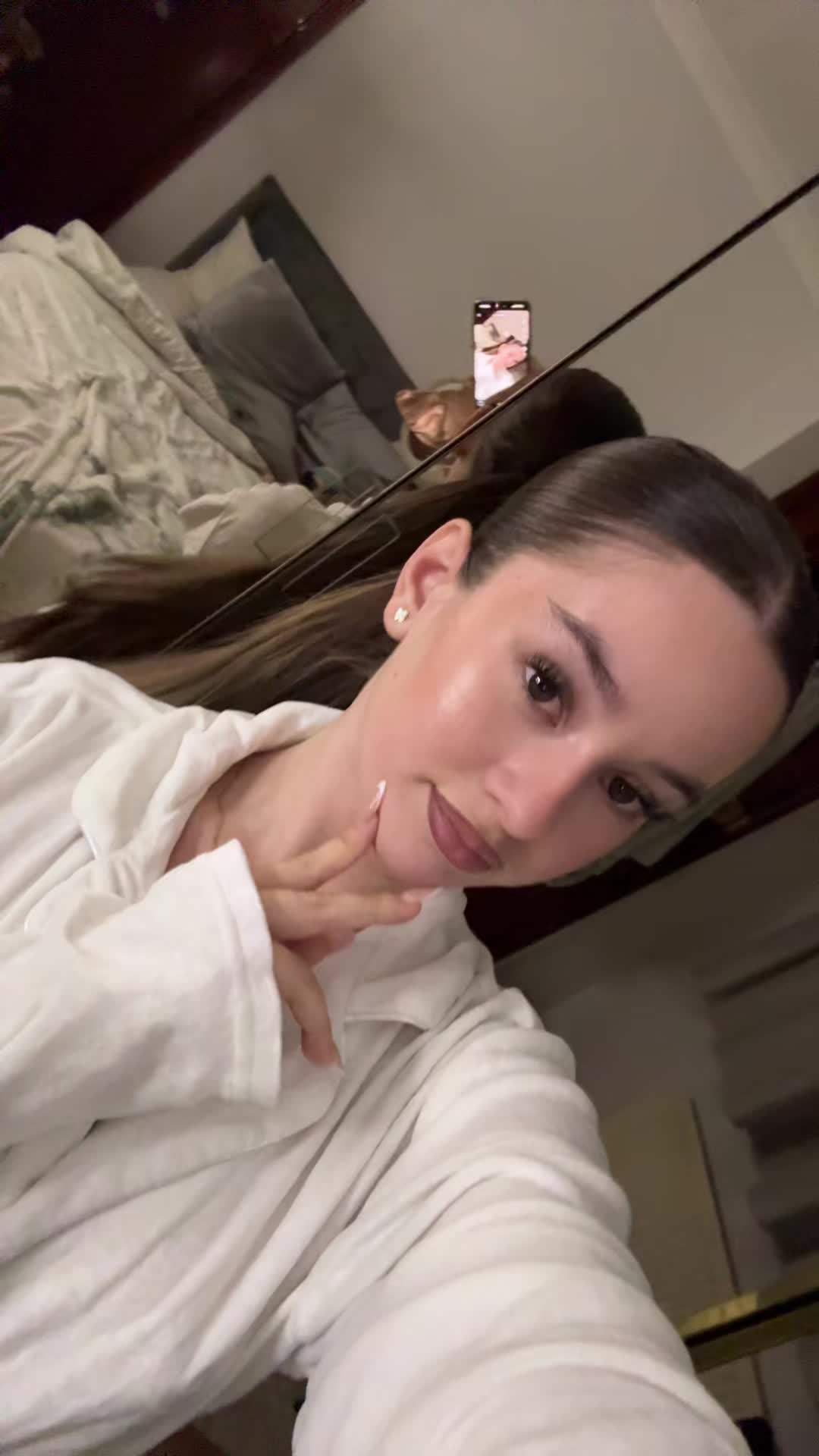 @👻