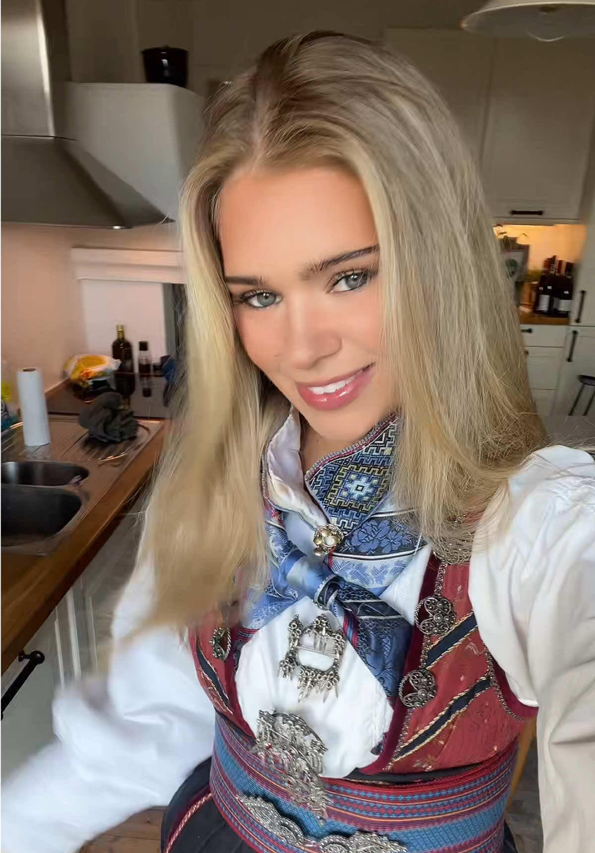 @Julie Hestås 🌻