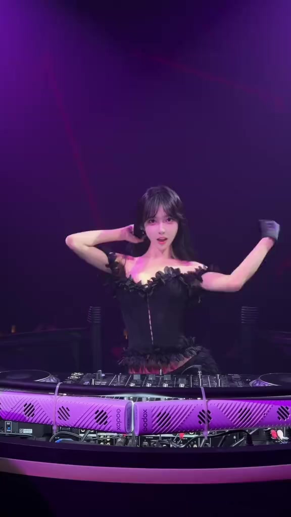 @人非聖賢看看美女治百病