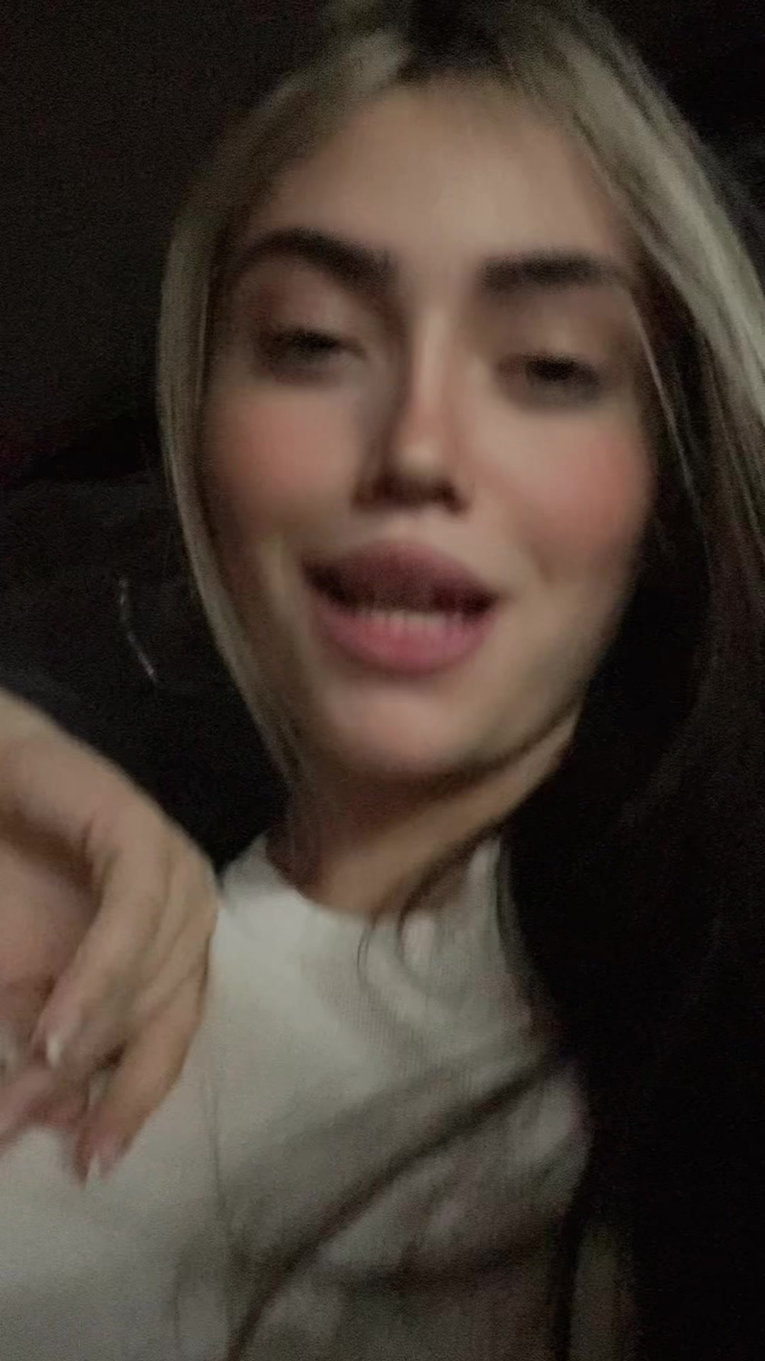 @Niayesh Khanian
