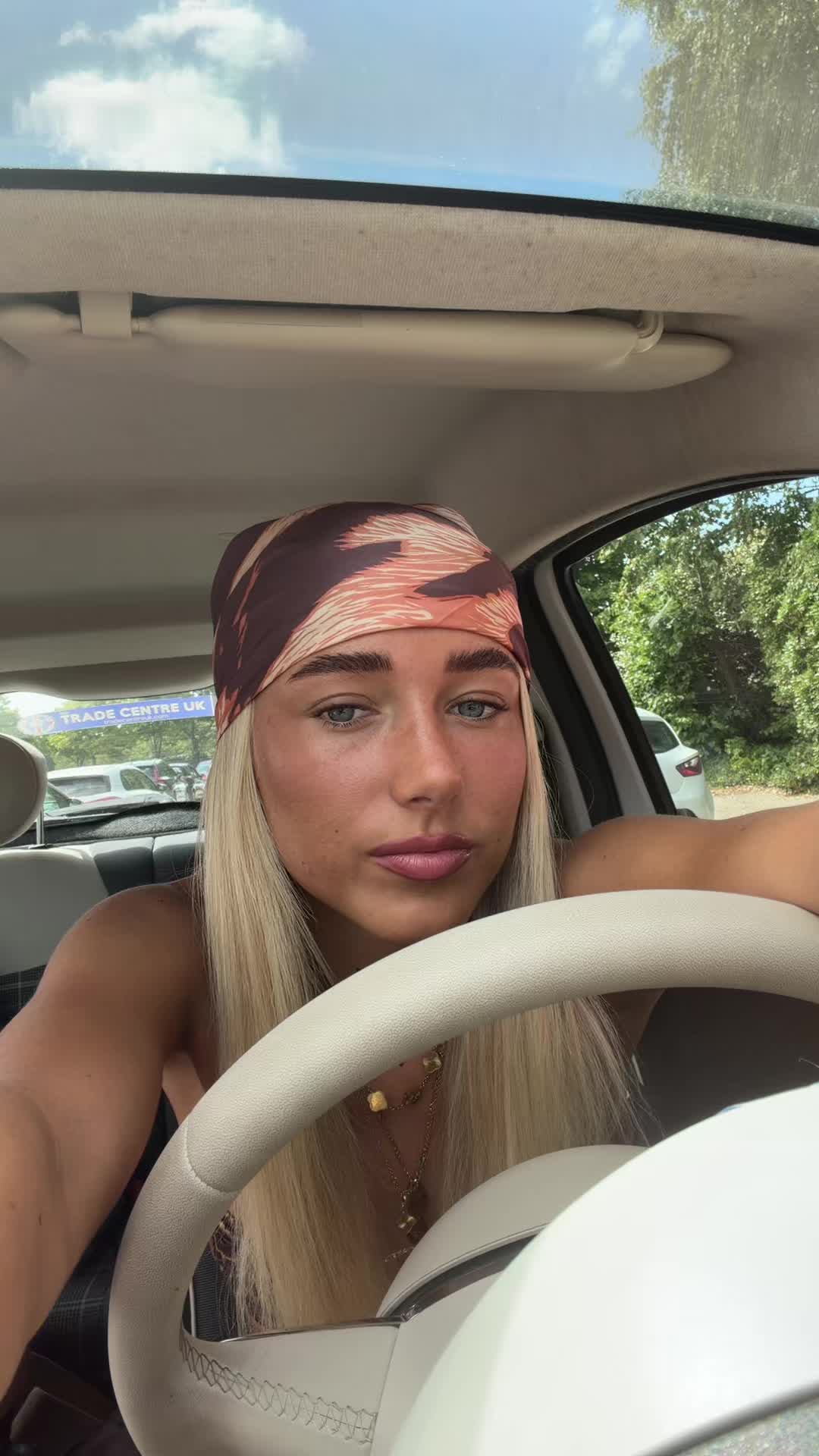 @elliebedford2.0