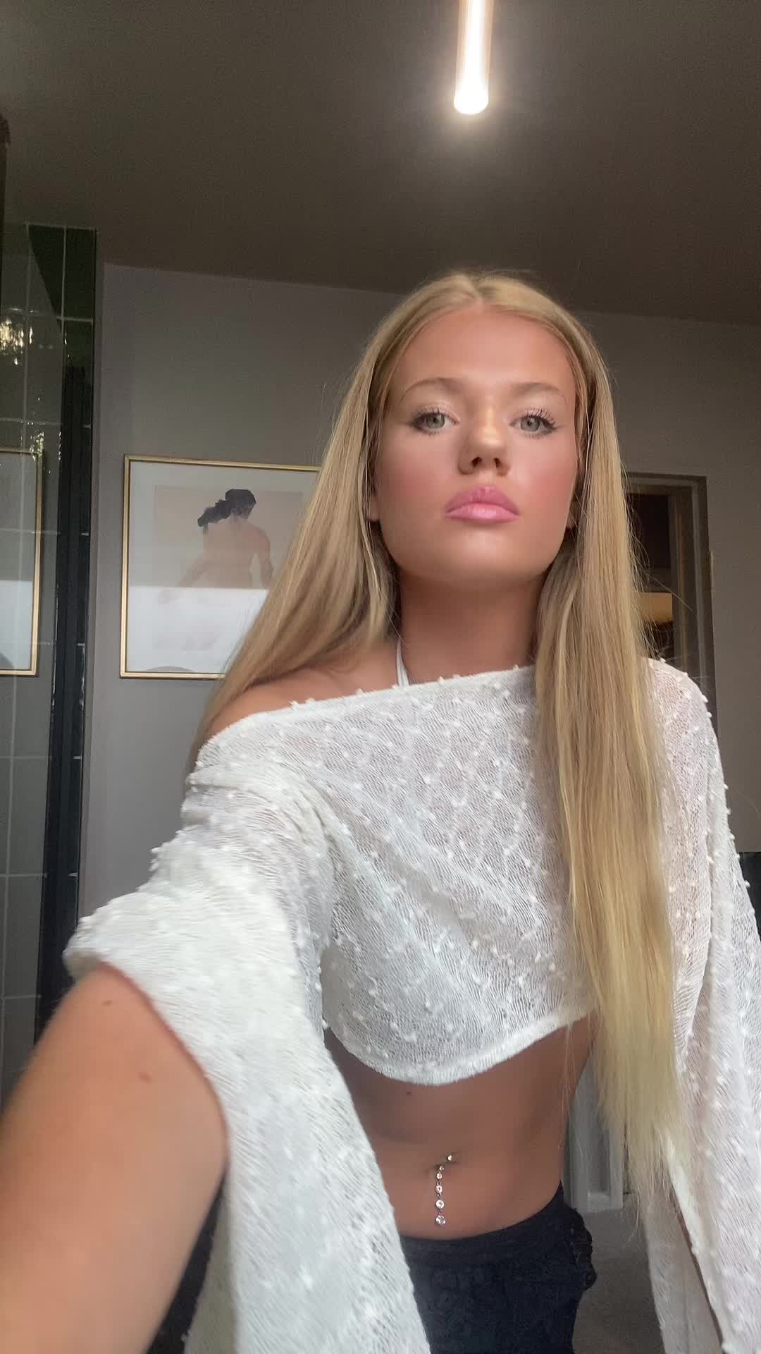 @😈