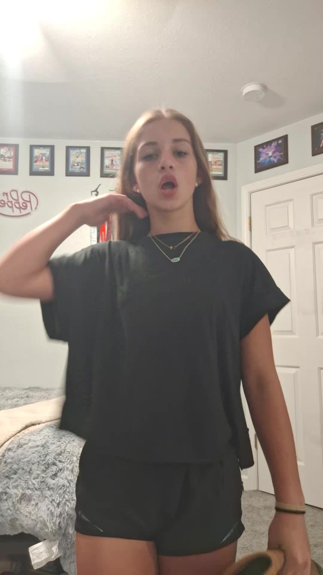 @CrazyRea0728