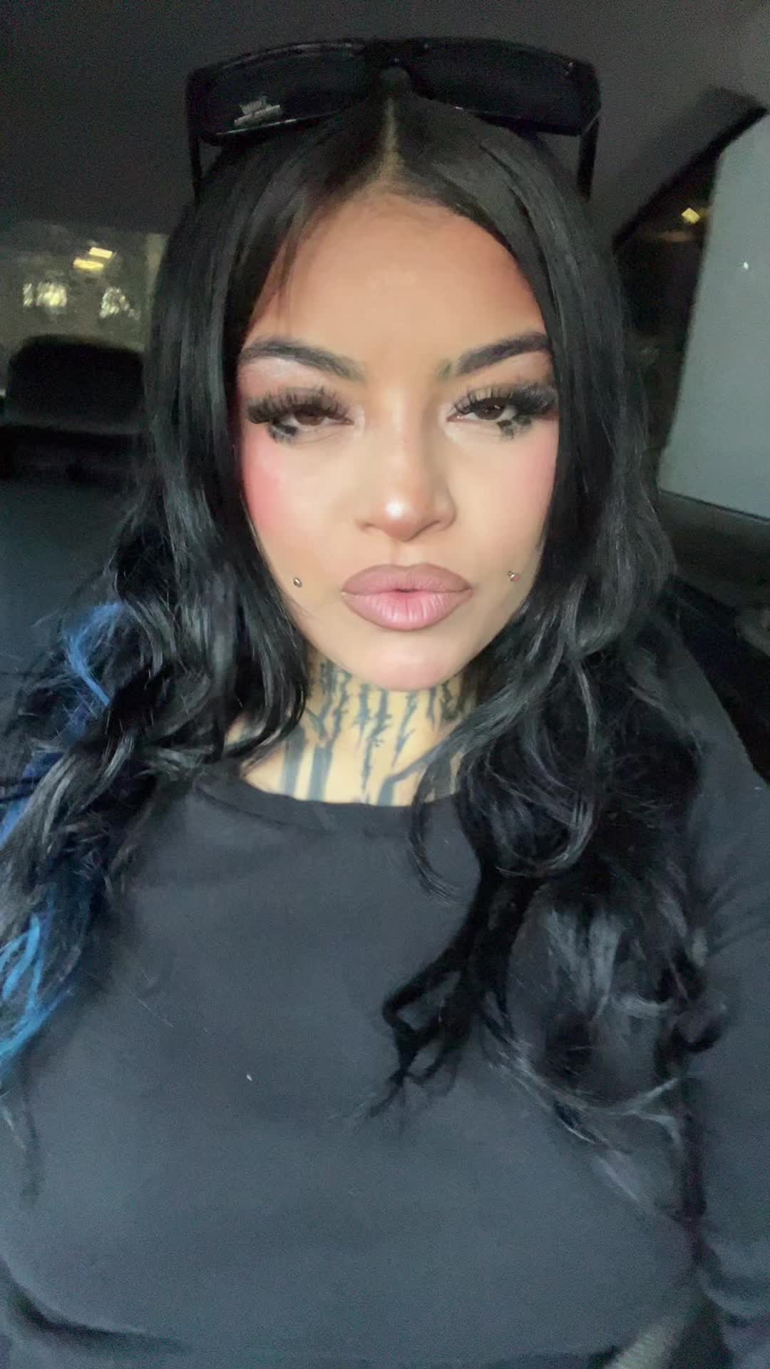 @FREAKSHOW KEEZH🦇