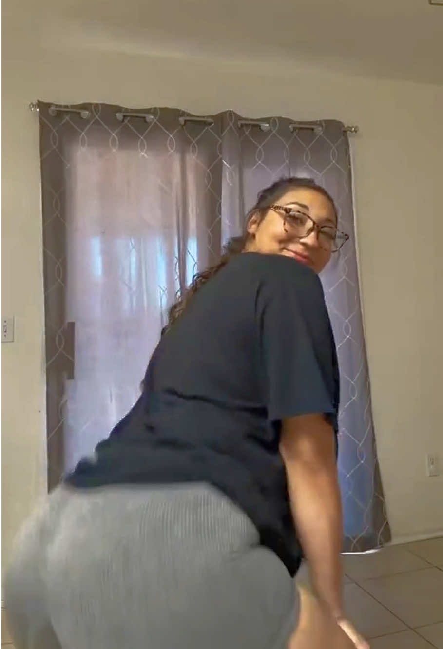 @_tiktokbaddies