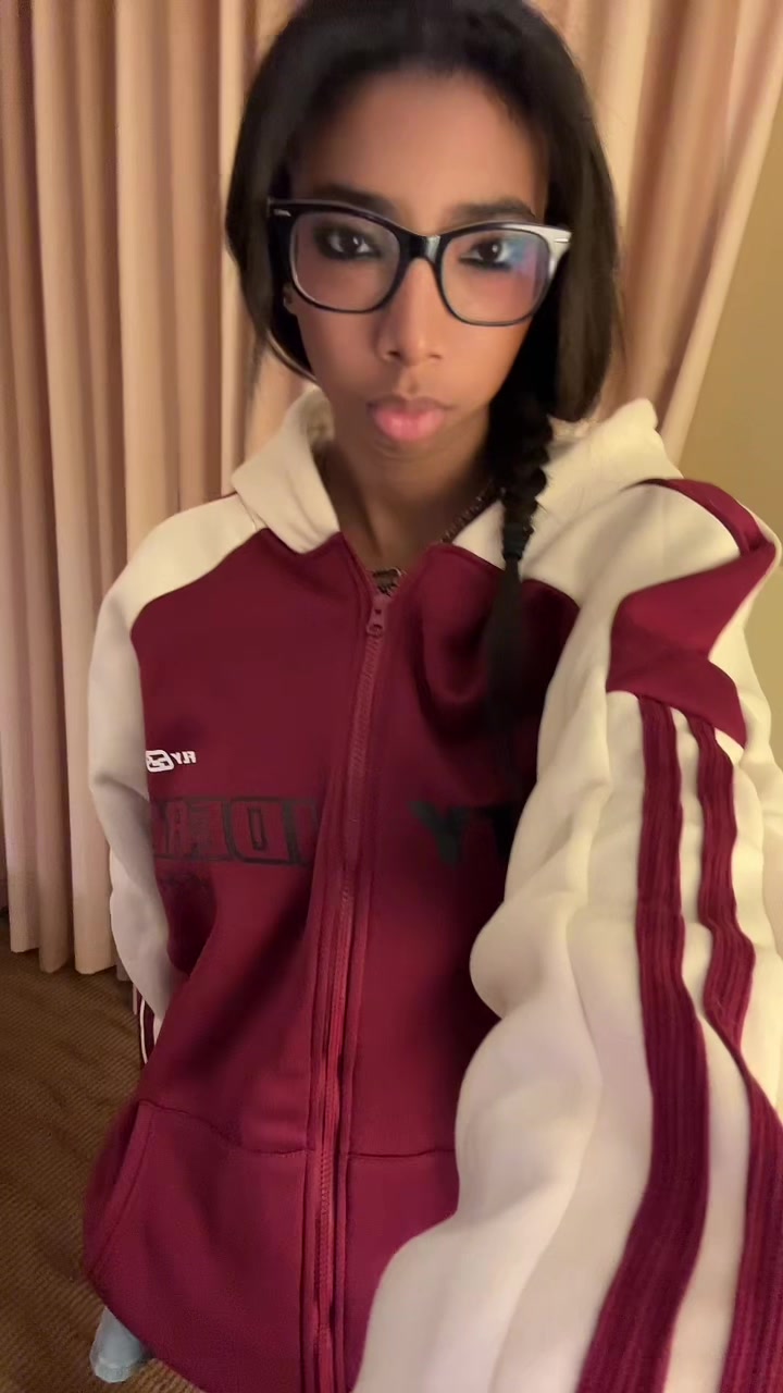 @It&rsquo;s AJ❤️🧡