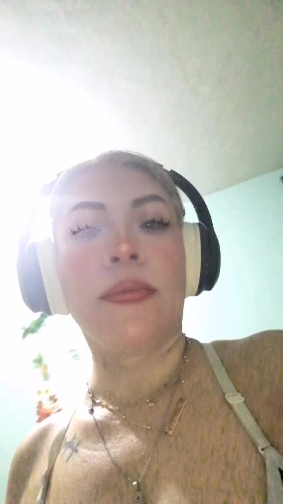 @Veronica Zara🤗