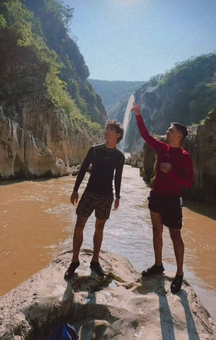 @Team Róbelo 100% 💛