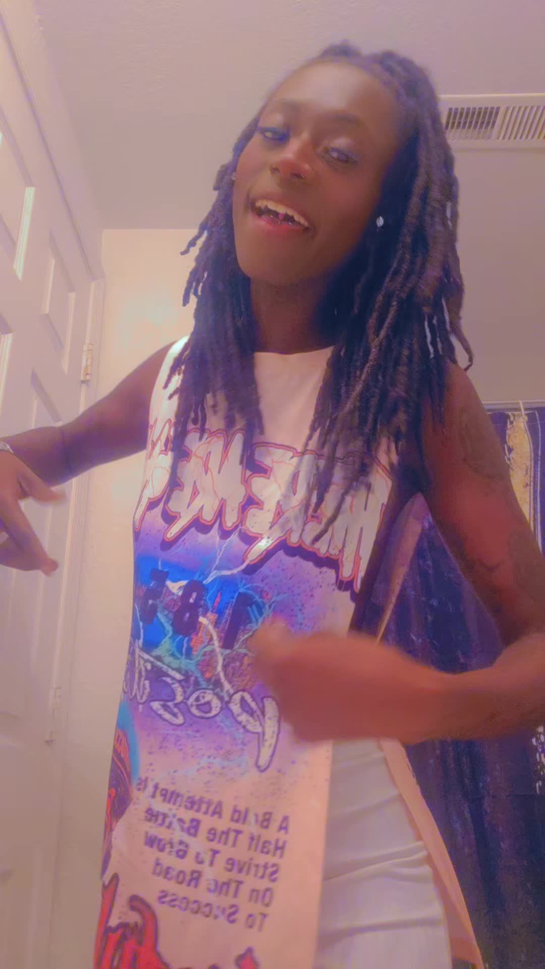 @laady.lay_