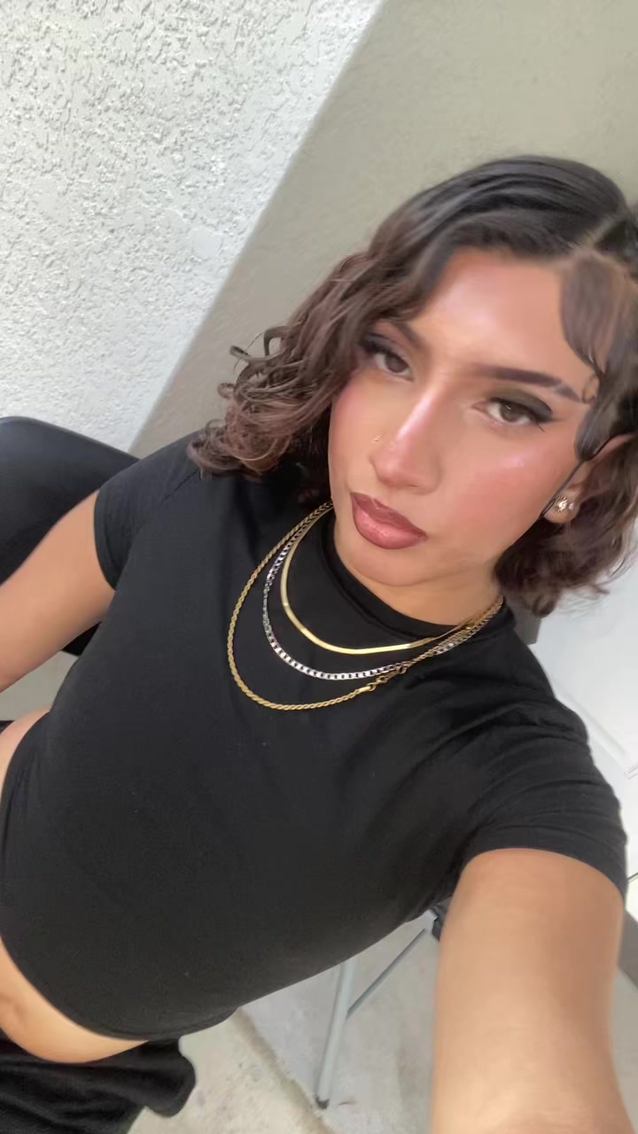 @dabaddestdoll